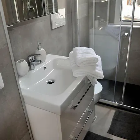 A Casa Di Sara * ميلان